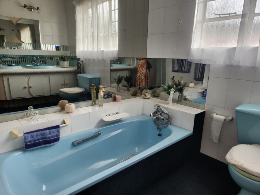 3 Bedroom Property for Sale in Humewood Eastern Cape